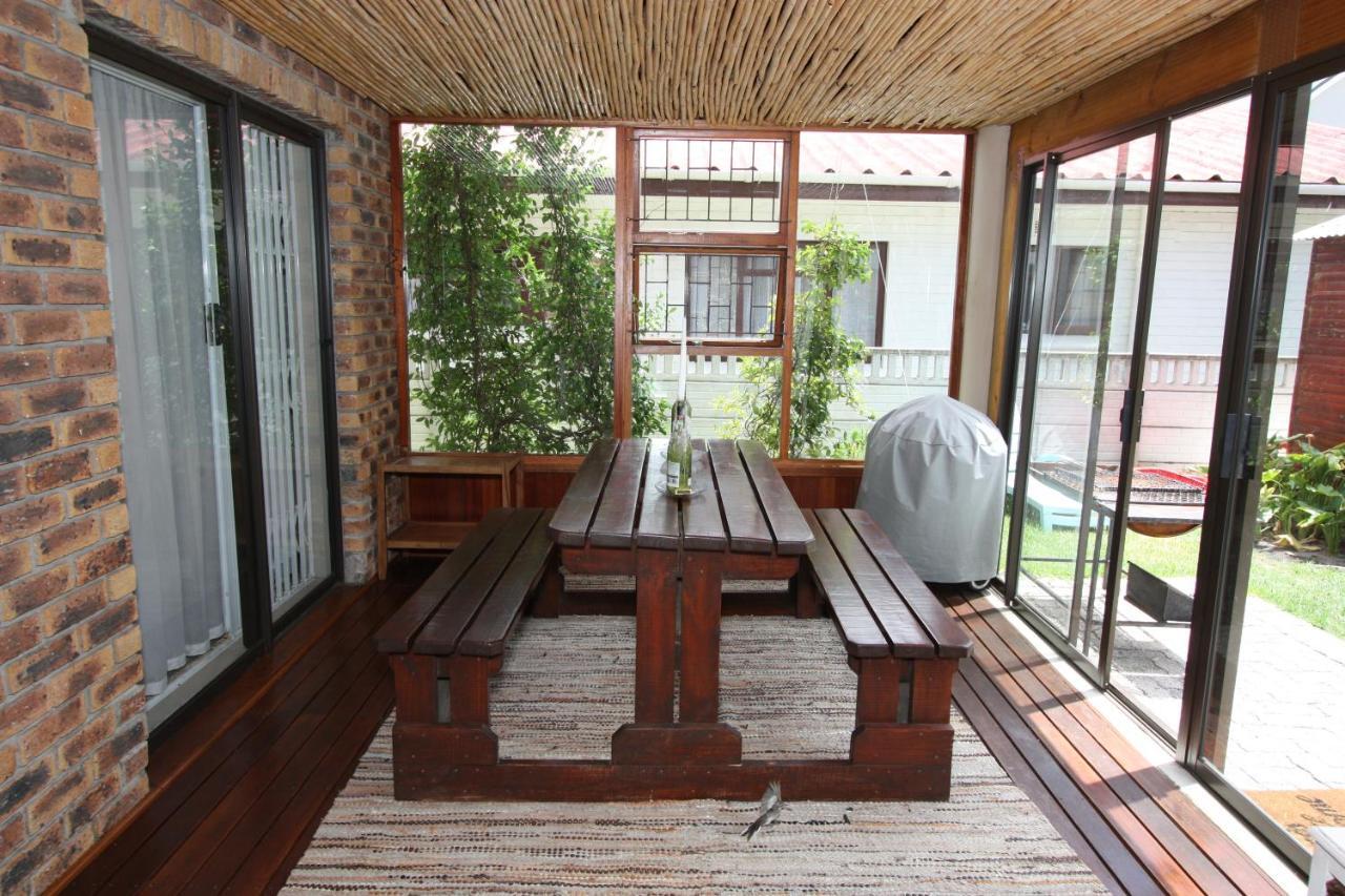 Bergsig Accommodation Hermanus Exterior photo